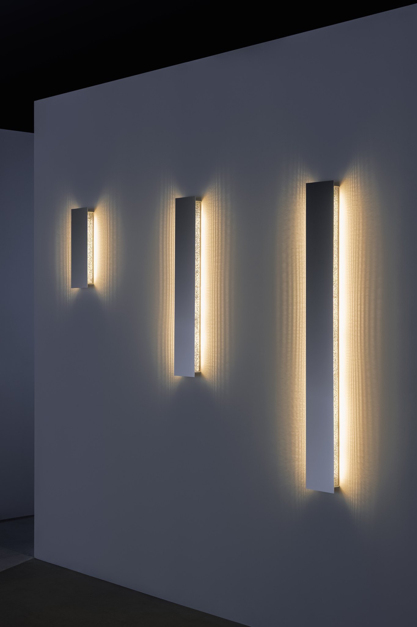 a-emotional light umbra line large – Bild 6