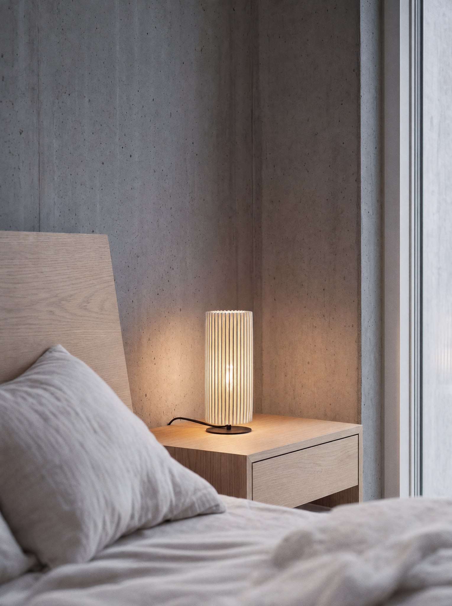 a-emotional light nua small nu01