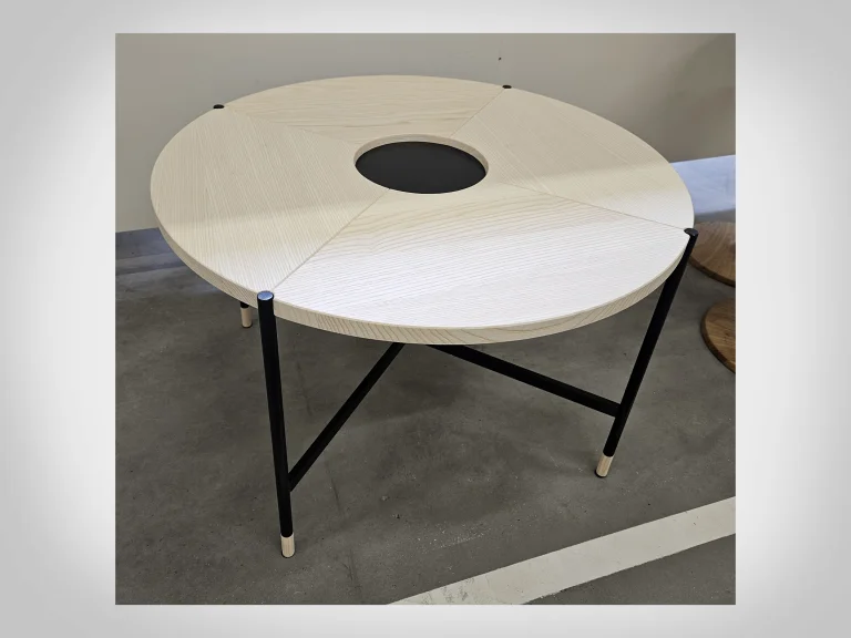 Anrei Couchtisch 22