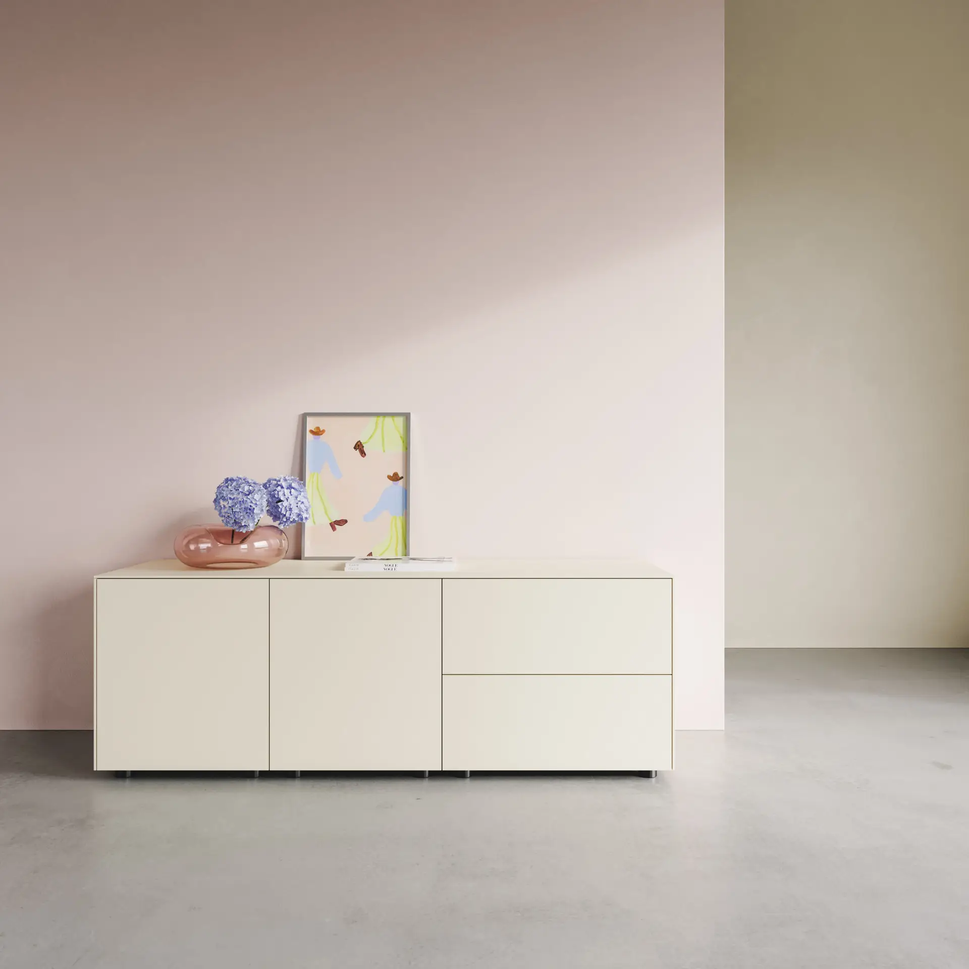 form1 connect Sideboard
