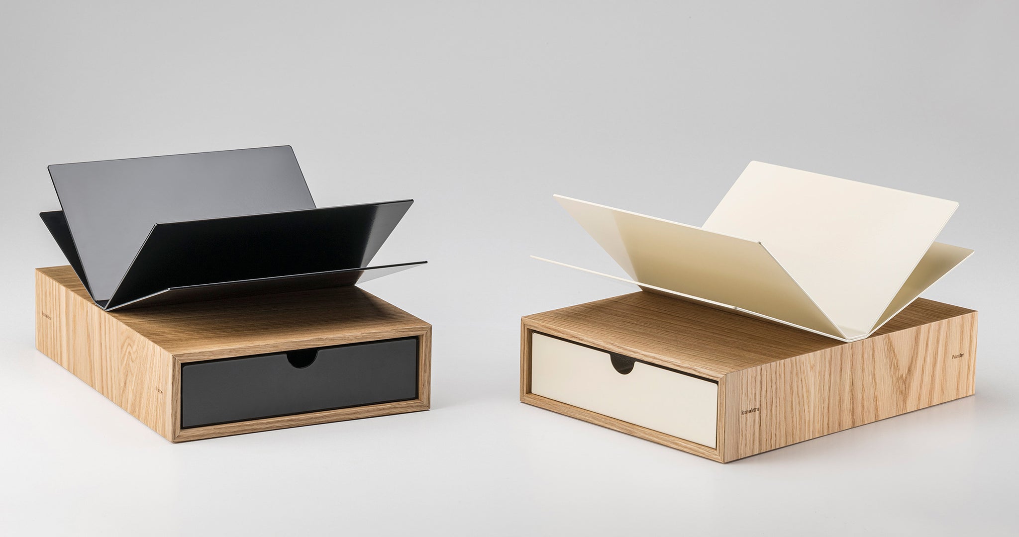 konektra Bookstand SET 3