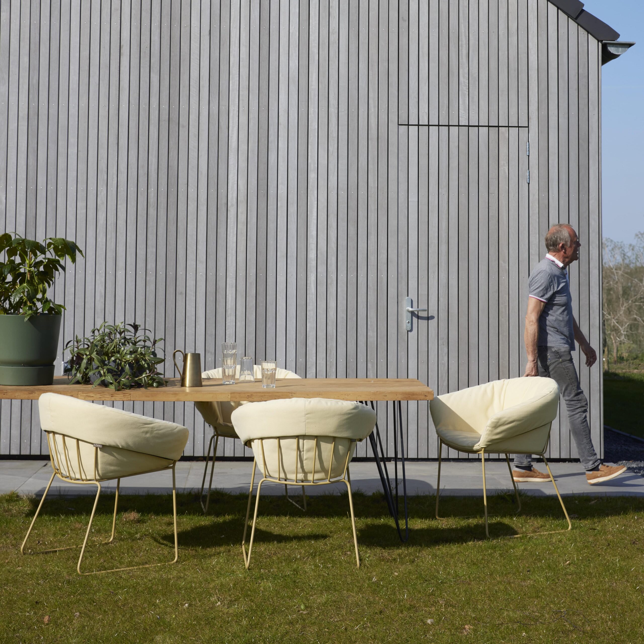 Label van den Berg Duke Outdoor