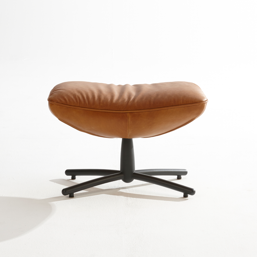 Label van den Berg Hidde Soft Footstool