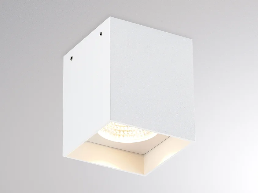 Molto Luce Aeon Square