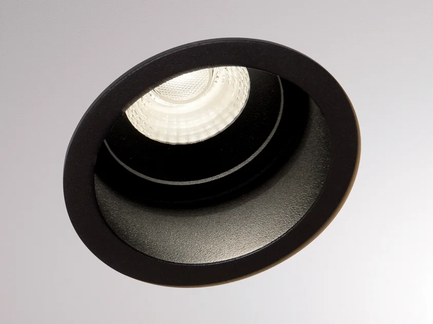 Molto Luce Pontos Round