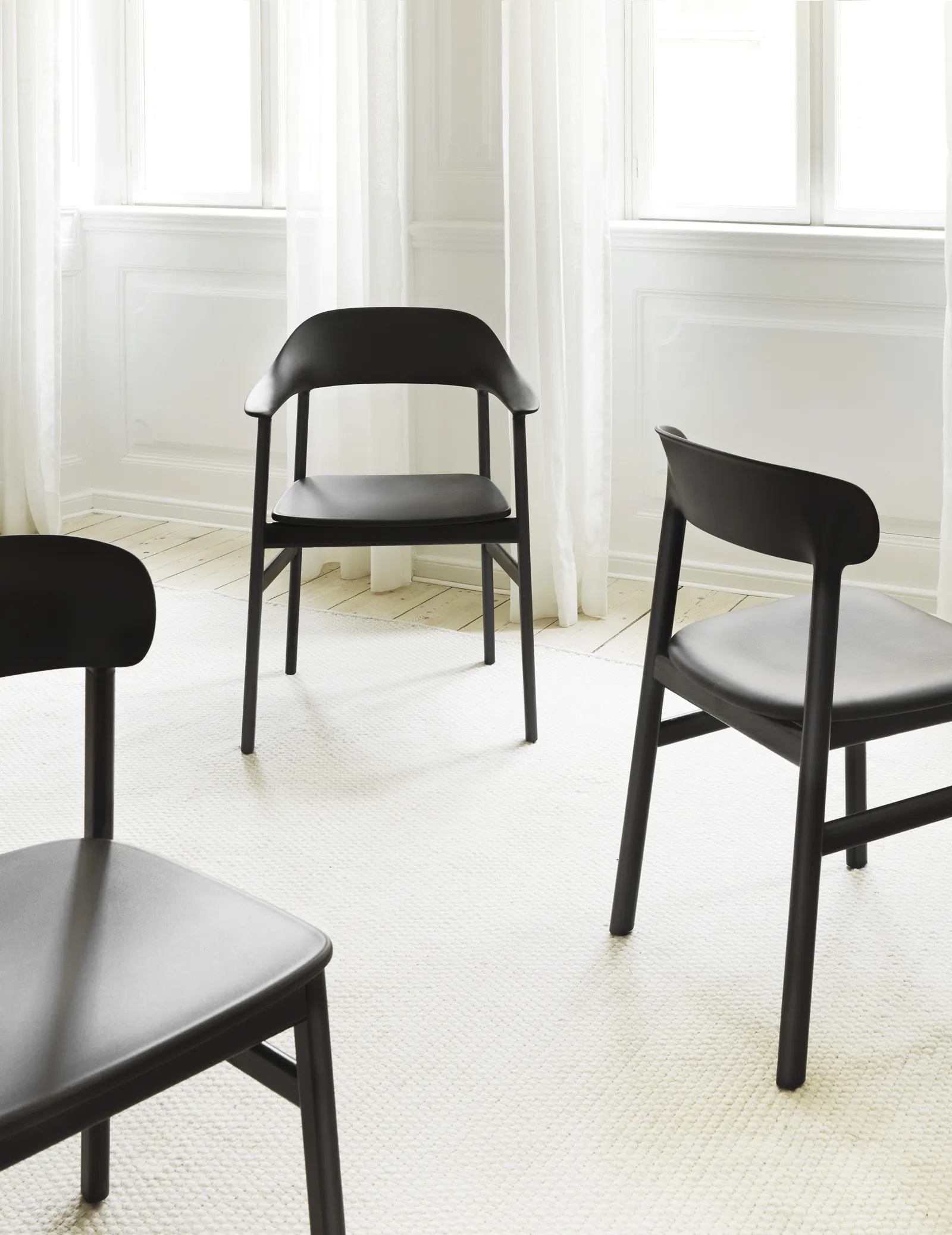Normann Copenhagen Herit Lehnstuhl Eiche grau – Bild 8
