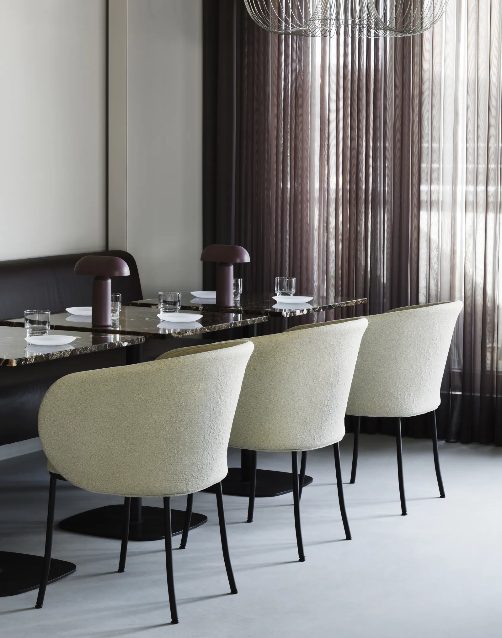 Normann Copenhagen Knit Armchair Black Steel Olive – Bild 7