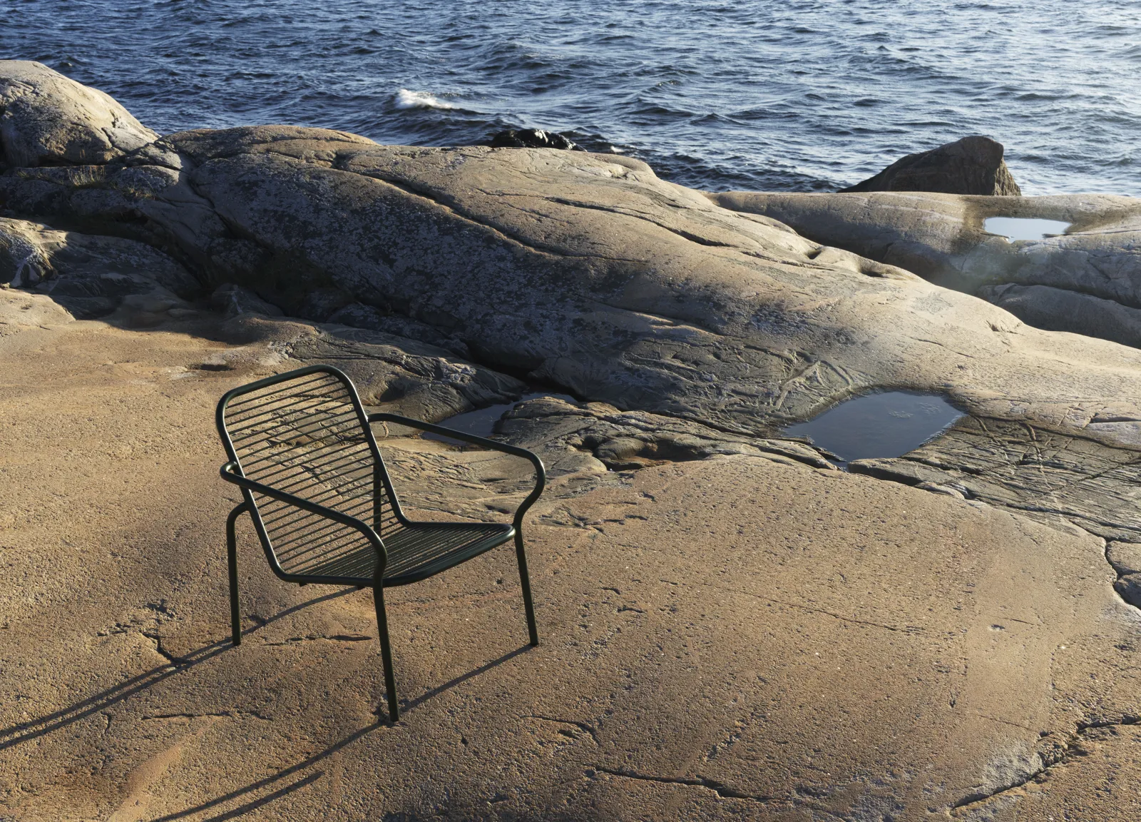 Normann Copenhagen Vig Lounge-Sessel Dunkelgrün – Bild 5