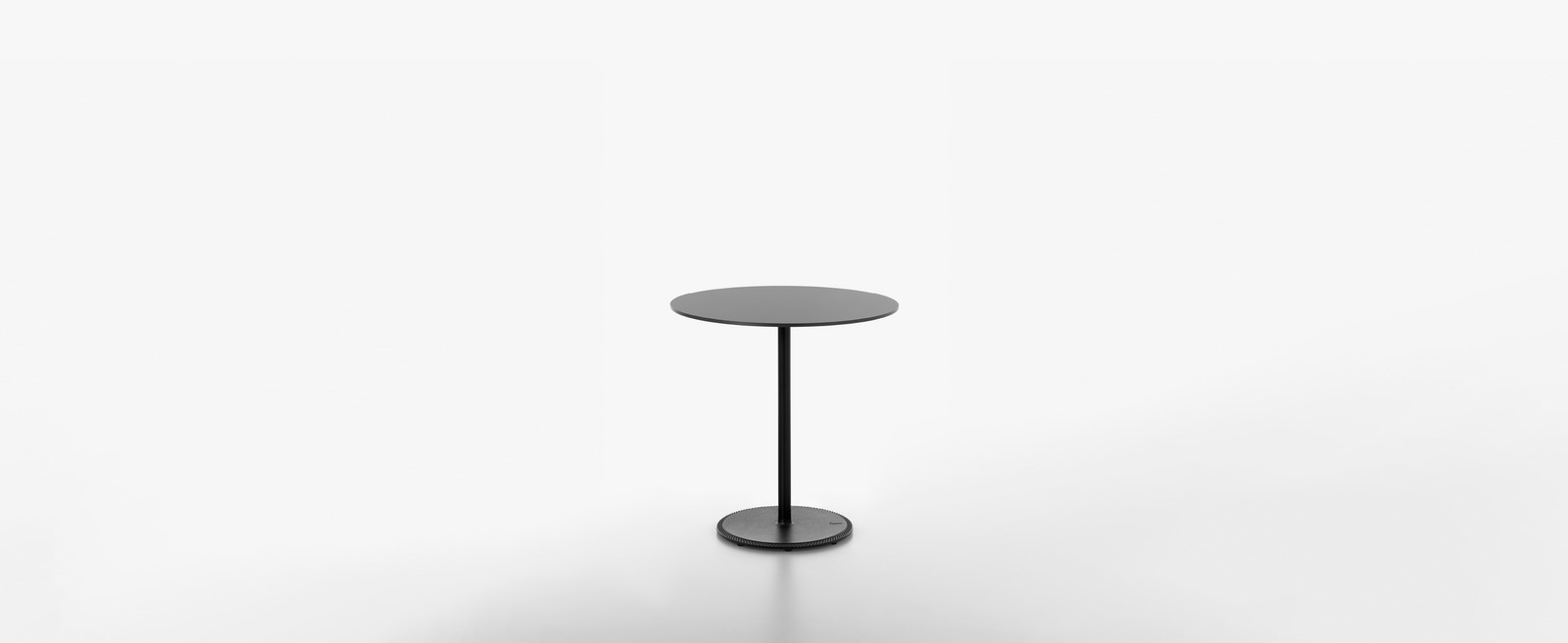 Plank BON table round, 74 cm