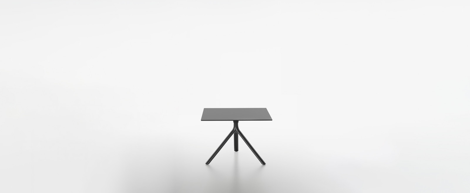 Plank MIURA table square, 50 cm